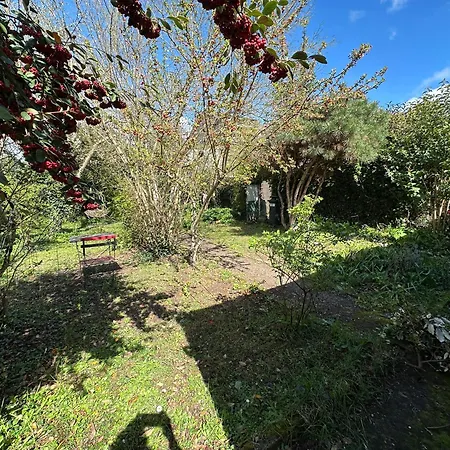 Maisonnette Studio Avec Jardin Angers Exterior photo